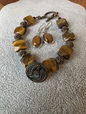 Handmade Tiger Eye Beaded Yin Yang Bracelet with Tiger Eye Earrings .925 Silver